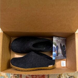 Glerups Charcoal Gray Honey Rubber Sole size 36